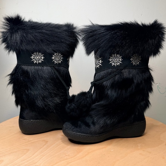 NWOT Oscar Sport real GOAT FUR Apres Ski Black Boots Size 7 US 38 EU - Picture 2 of 9